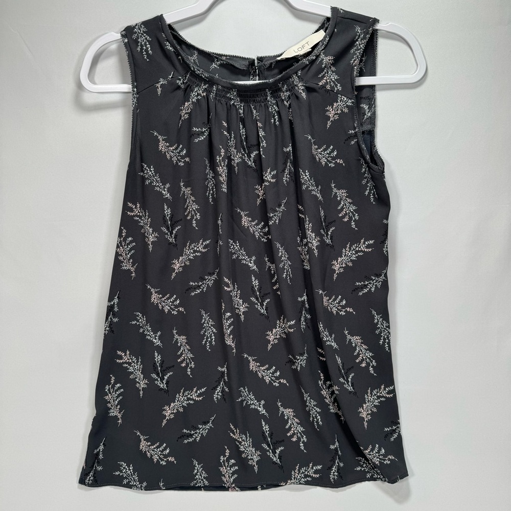 Ann Taylor Loft Sleeveless Leaf Print Women's Blouse Size XS Shirt Top